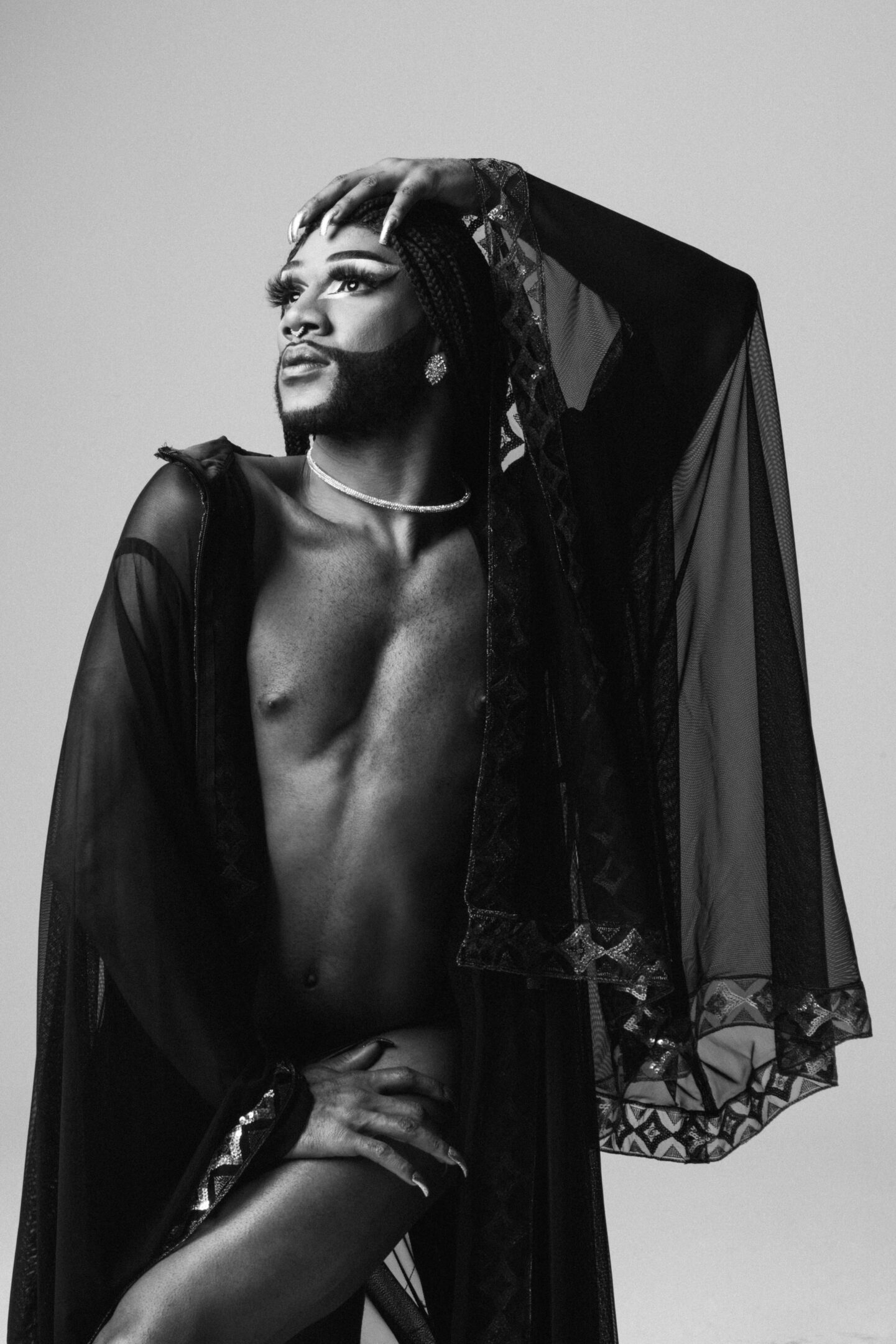 689cece329459_20220217_EY_TheDragonSisters_EbruYildiz_164